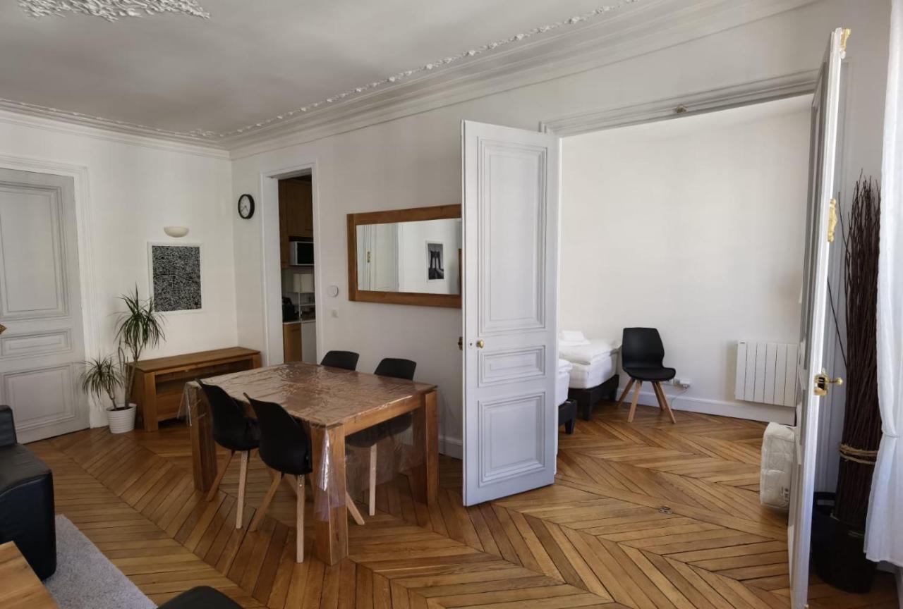 3 Pieces 4****, Au Coeur Du Quartier Historique Leilighet Versailles Eksteriør bilde